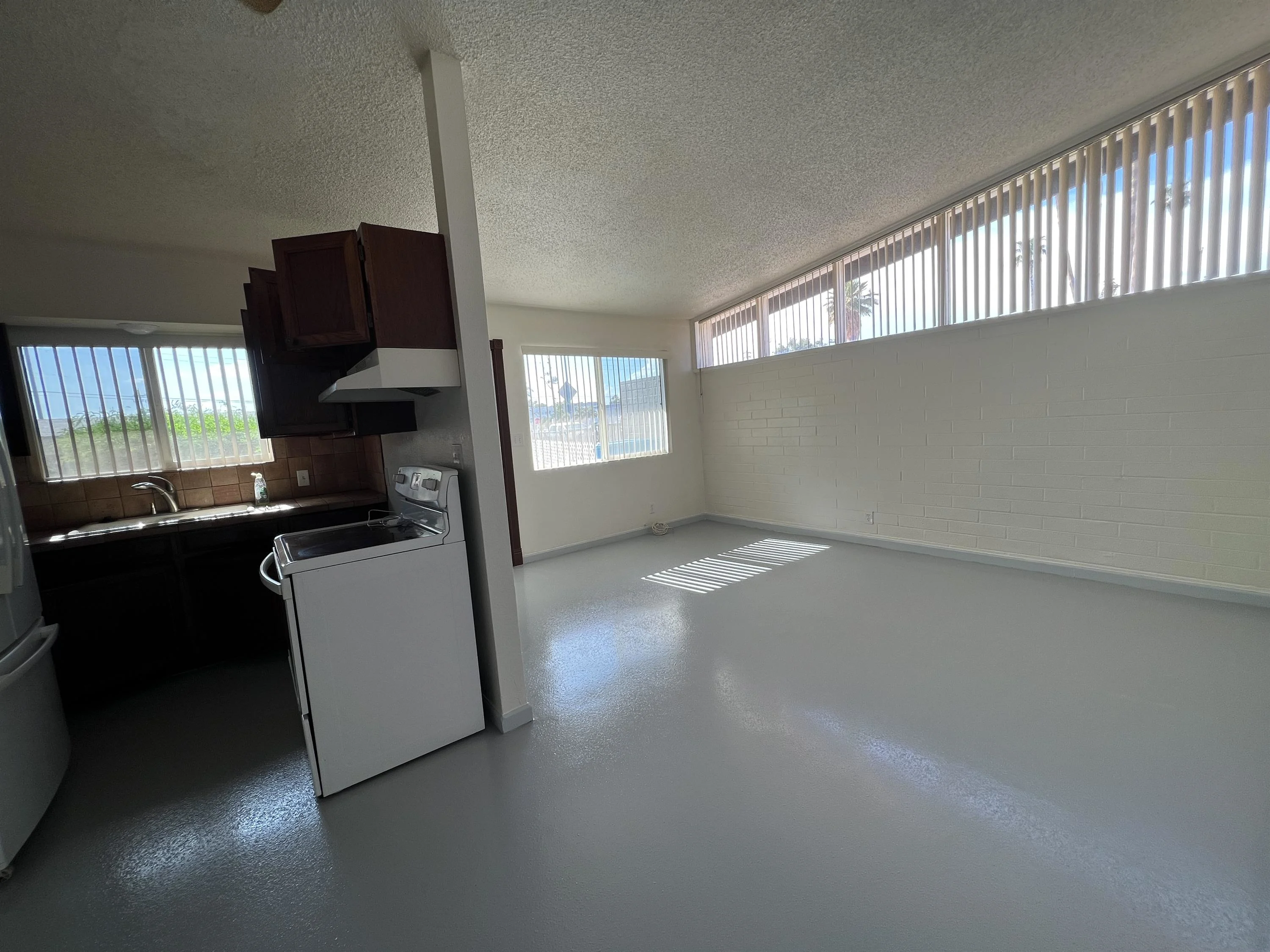 4803 East Willetta Street - 4 photo 2