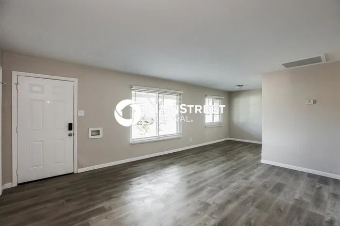3427 W Montecito Ave photo 4