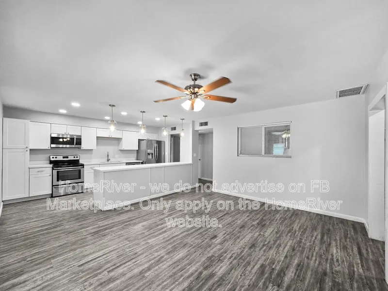 1955 N Robson photo 5