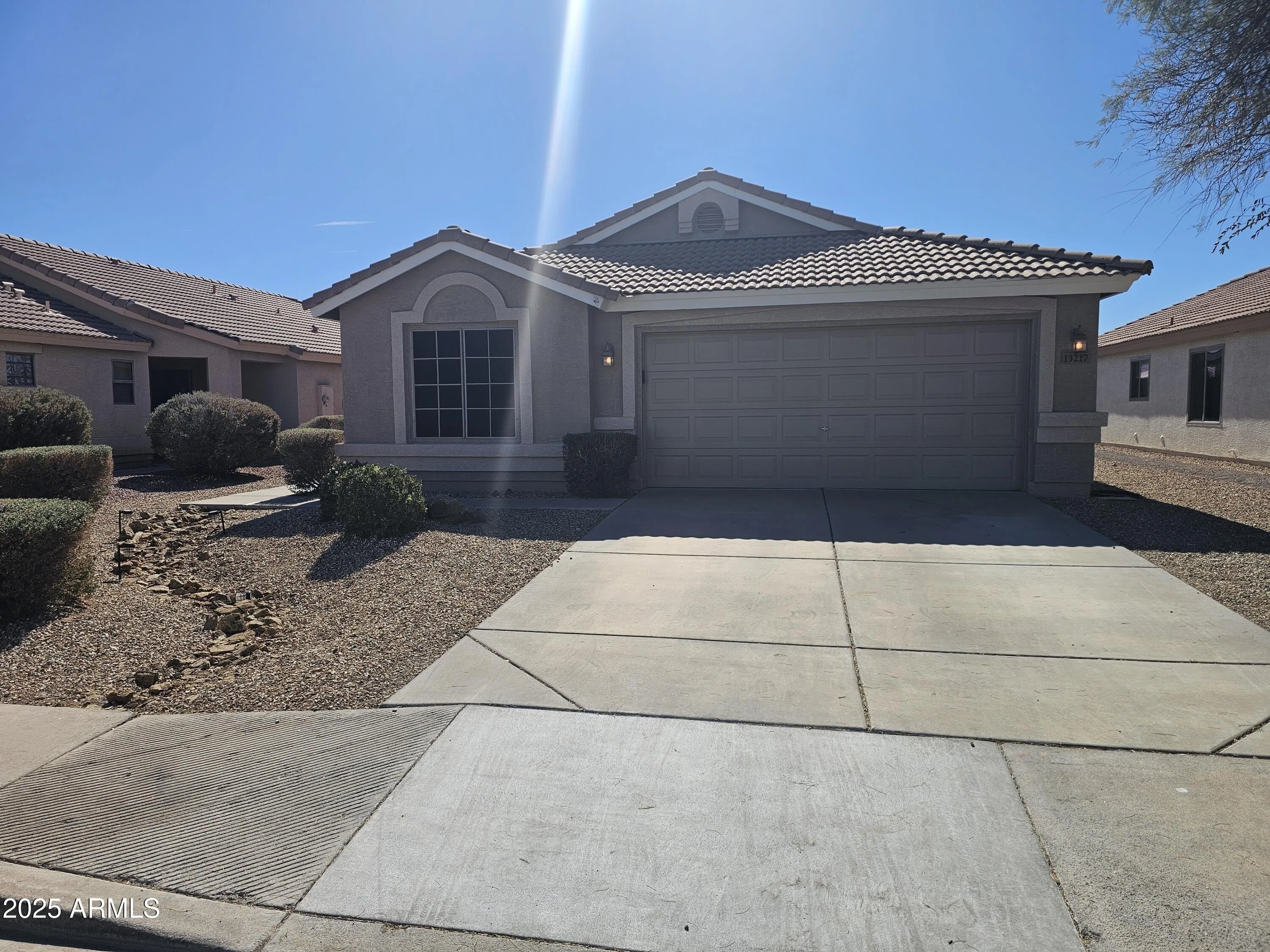 13217 W Mauna Loa Ln Surprise, AZ 85379 photo 3