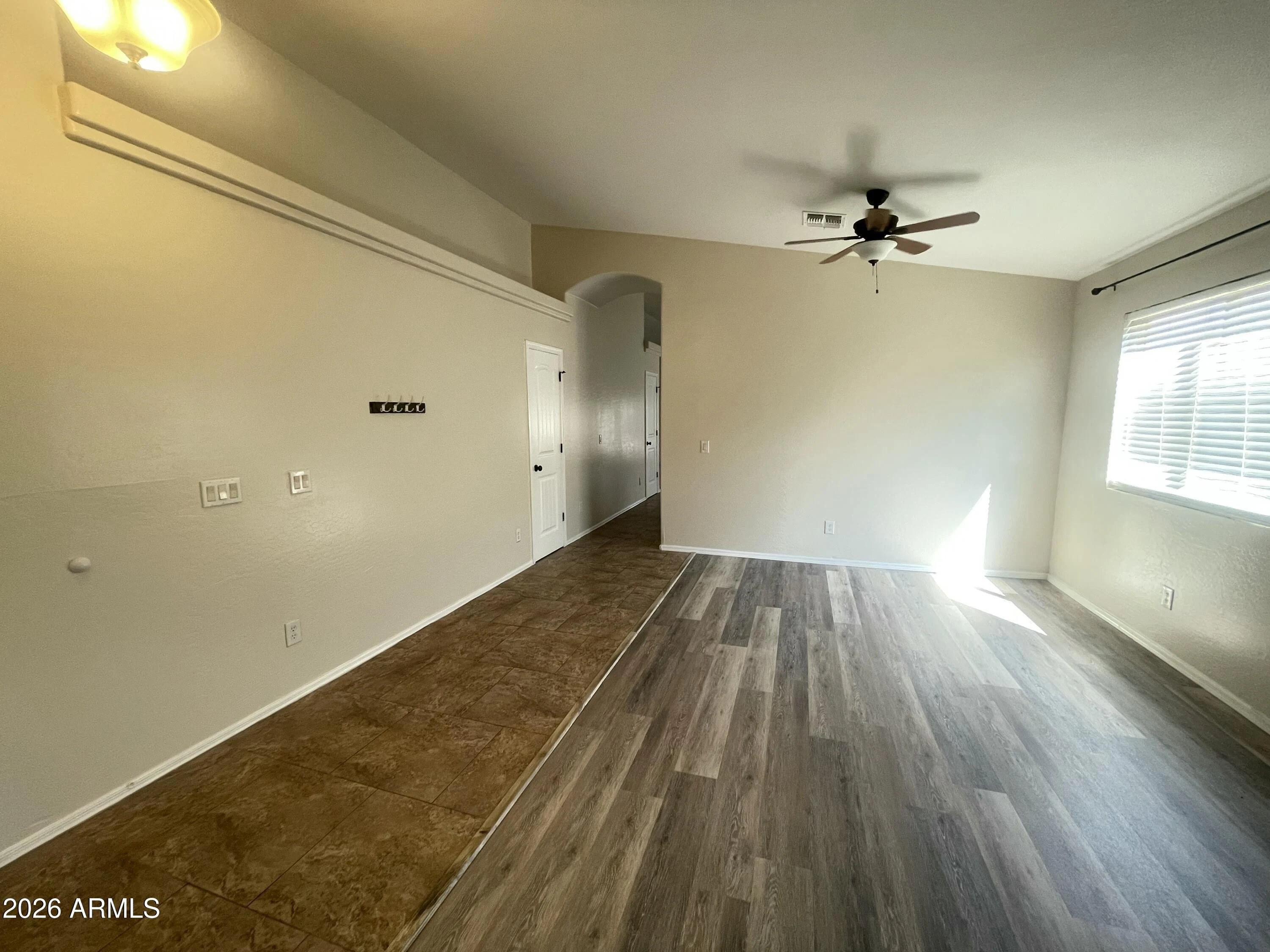 24403 N Oasis Blvd photo 5
