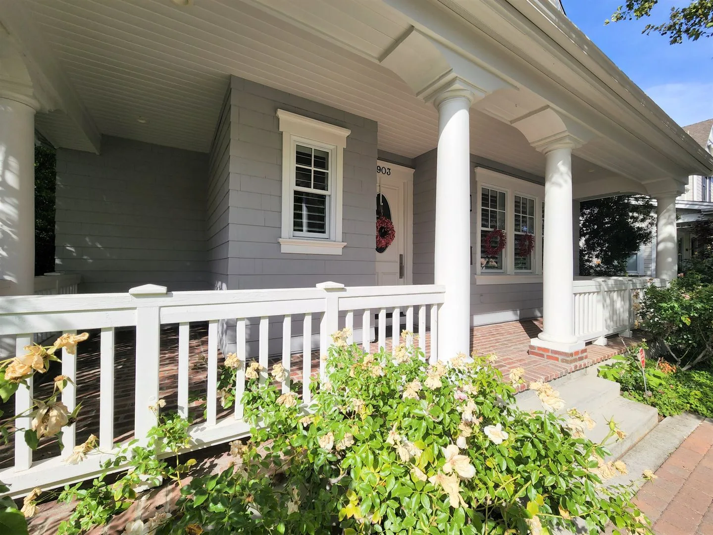 903 Ramona St photo 4