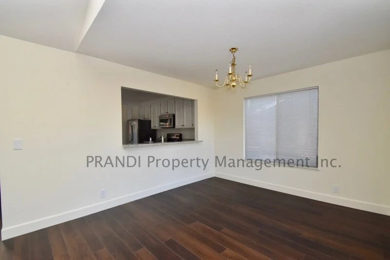 920 Arlene Way photo 5