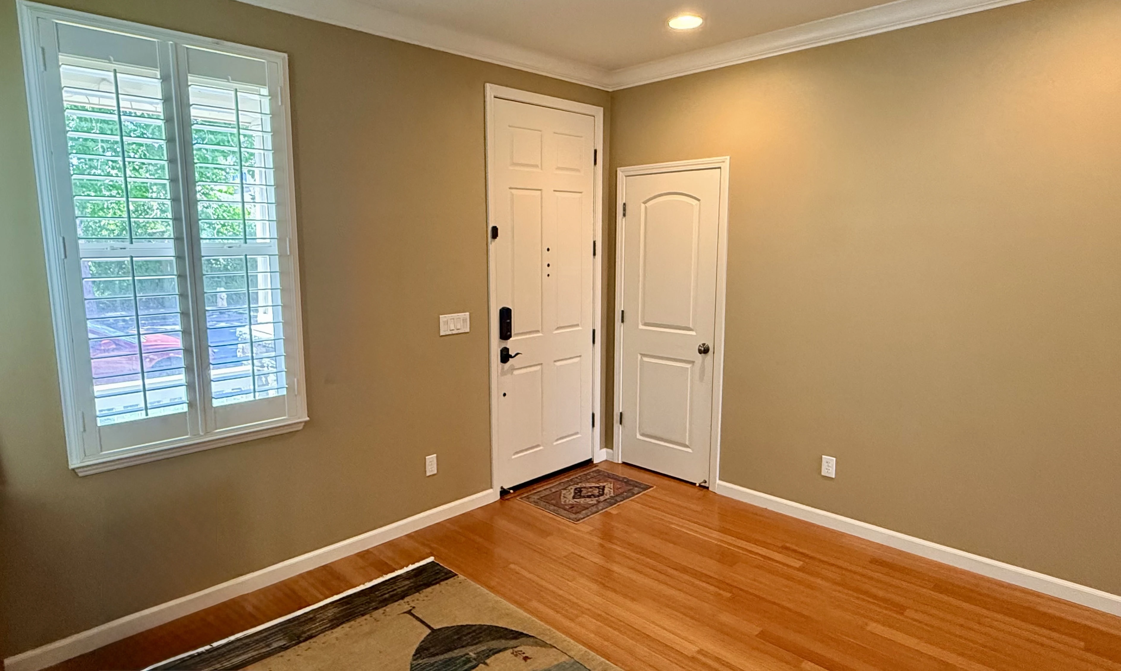 2192 Arlington Way photo 2
