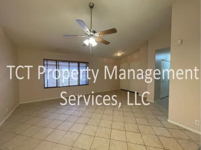 3922 E Agave Rd photo 2