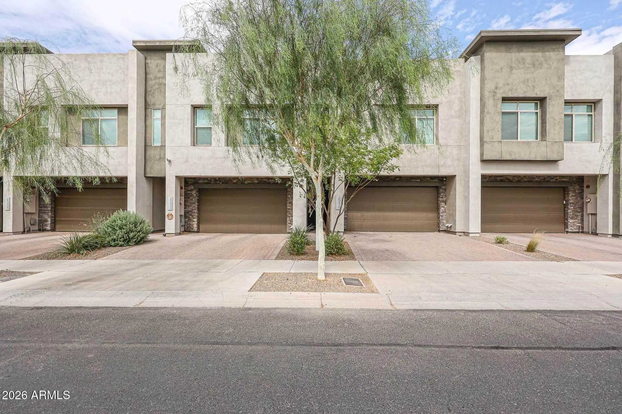 25428 N 19th Dr Phoenix, AZ 85085 photo 2