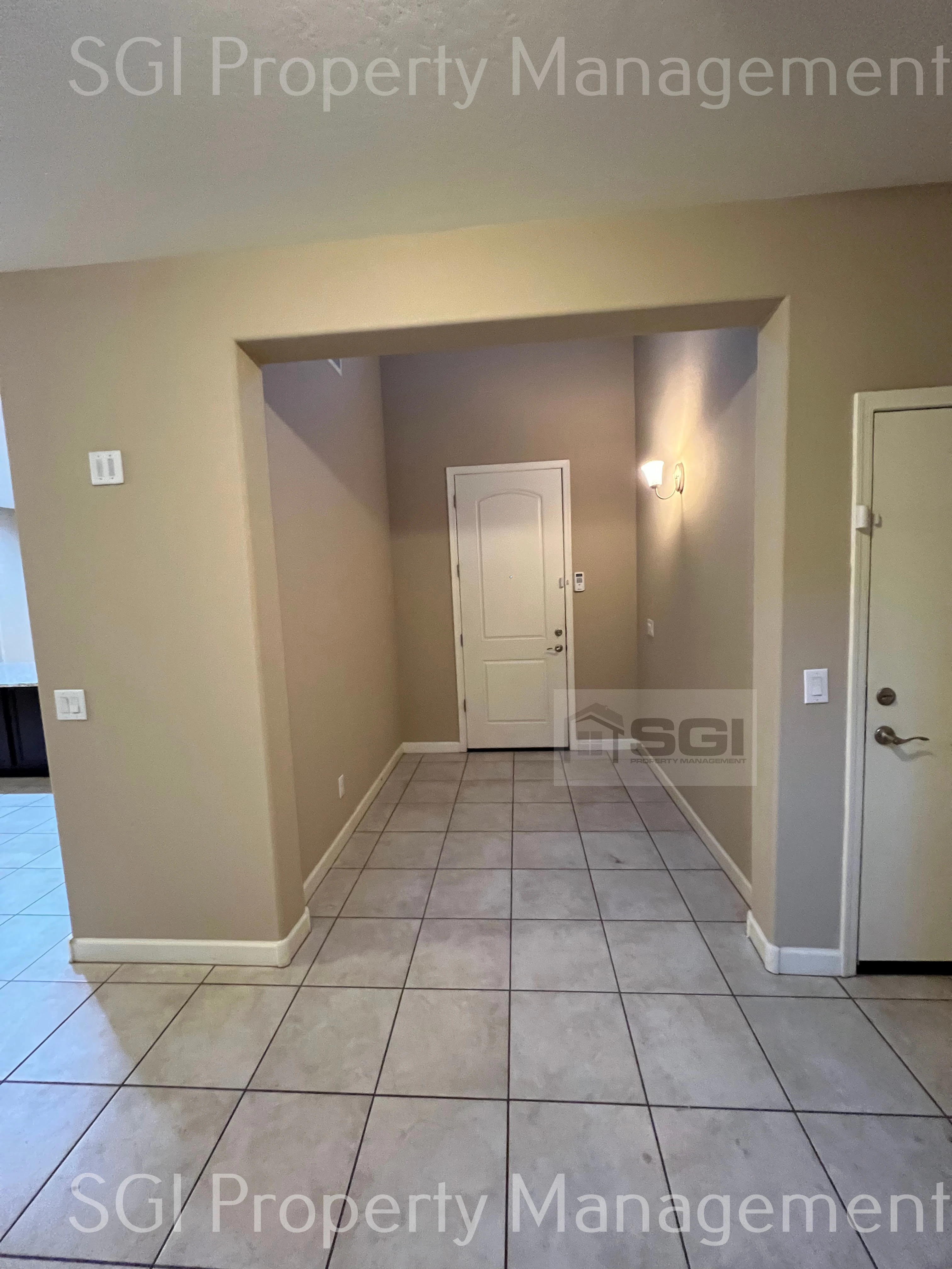 9324 W Windsor Blvd photo 3