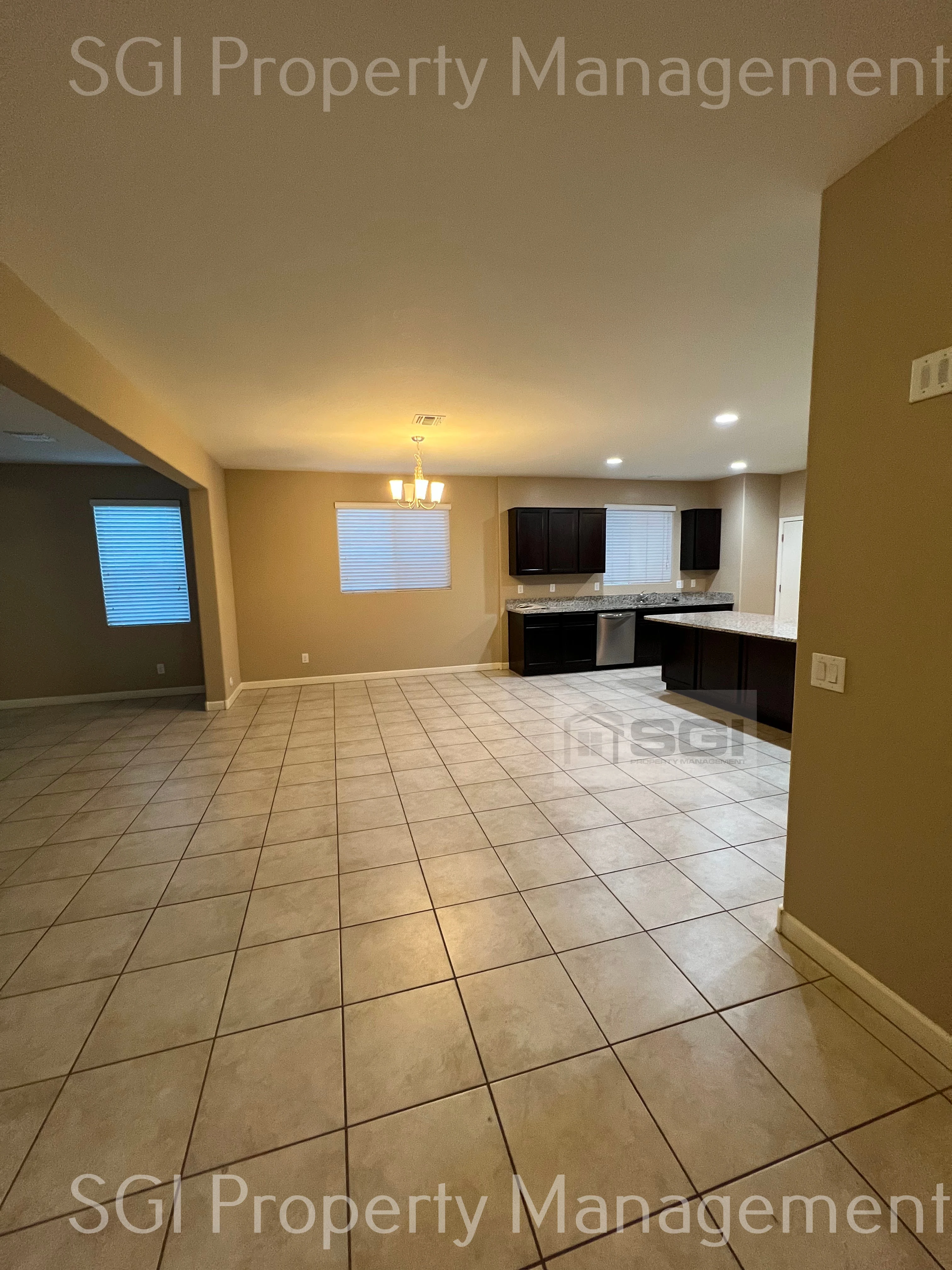 9324 W Windsor Blvd photo 5