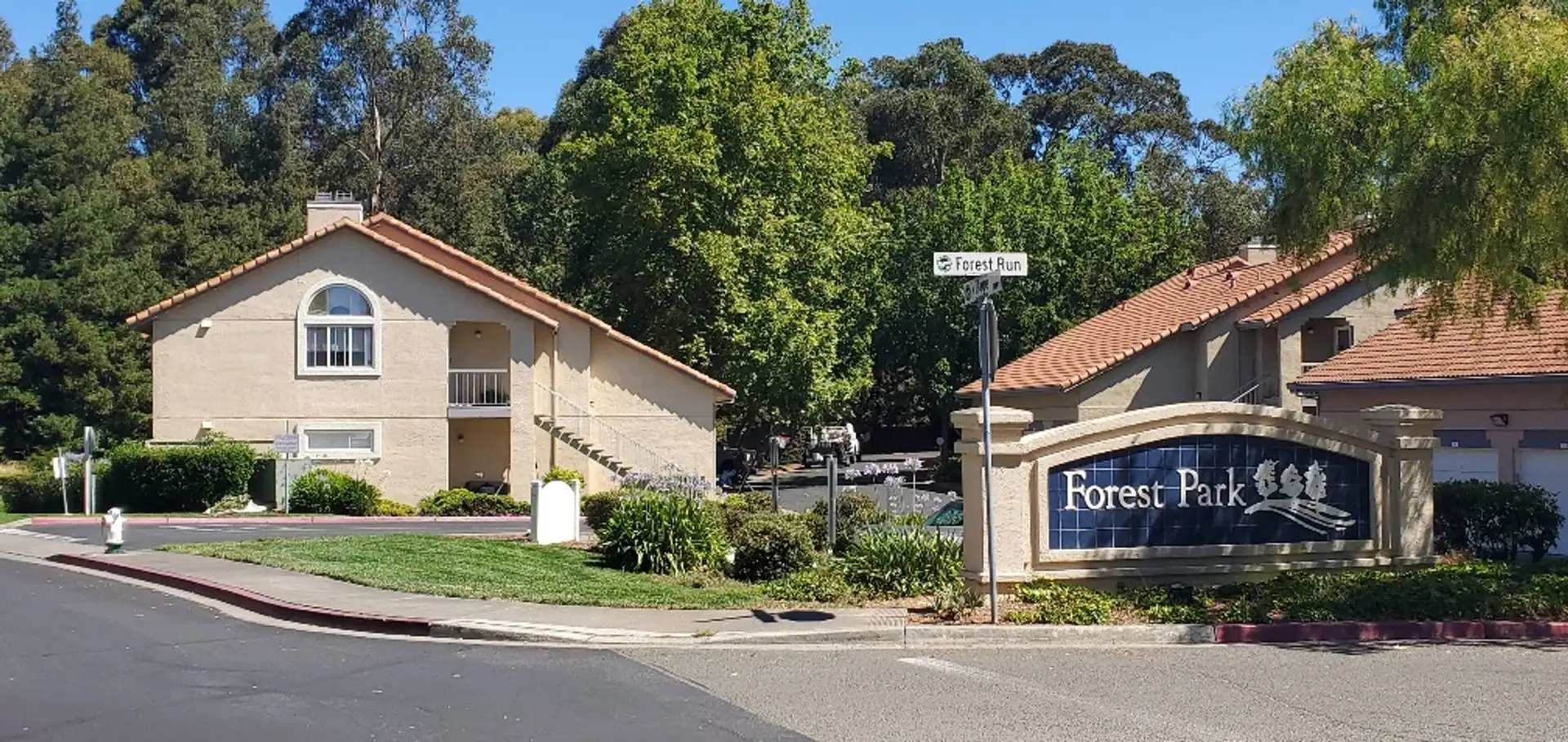 104 Forest Park, Hercules, CA 94547 photo 2