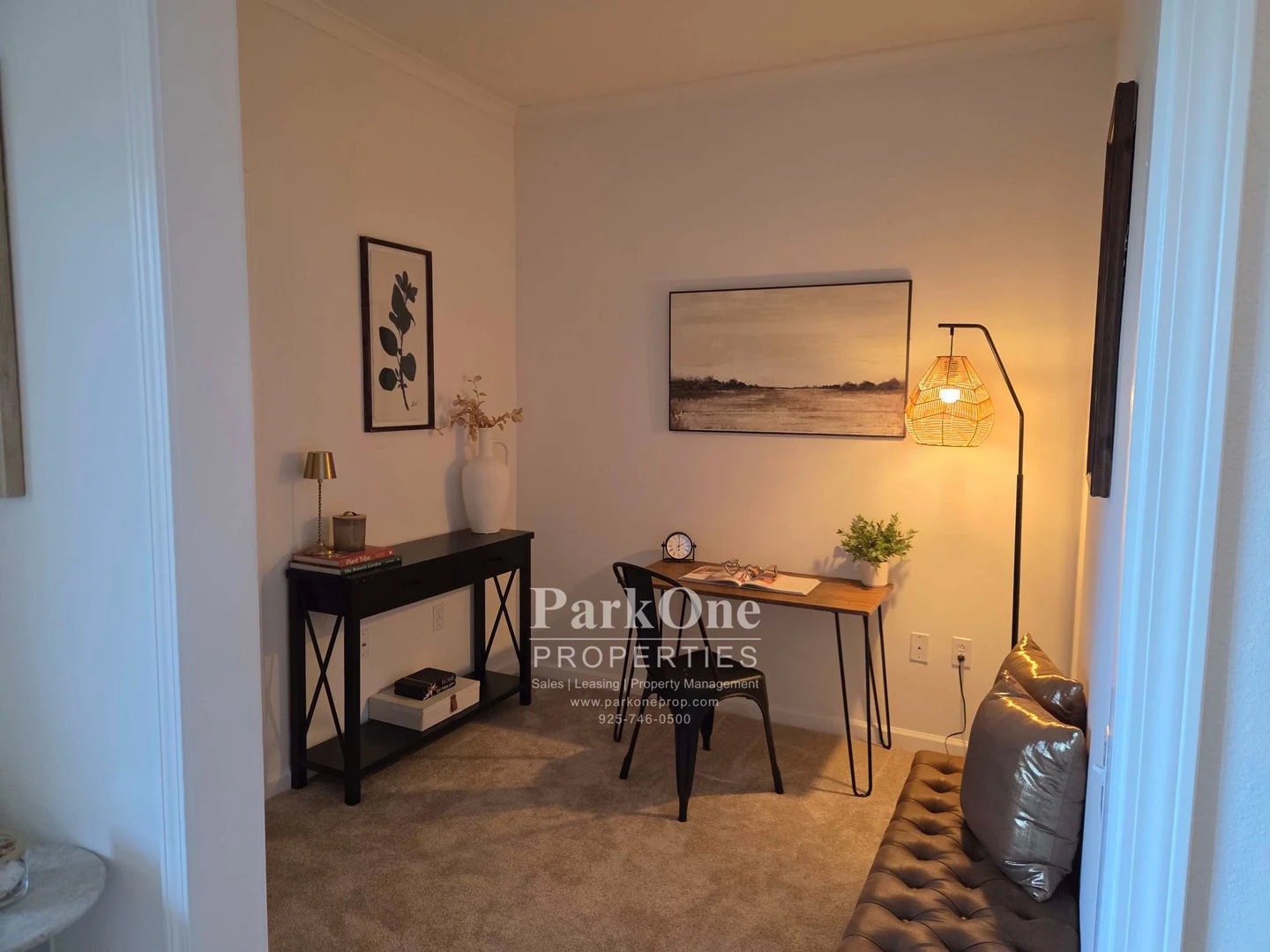 Nicely Updated Condo in Downtown Walnut Creek photo 4