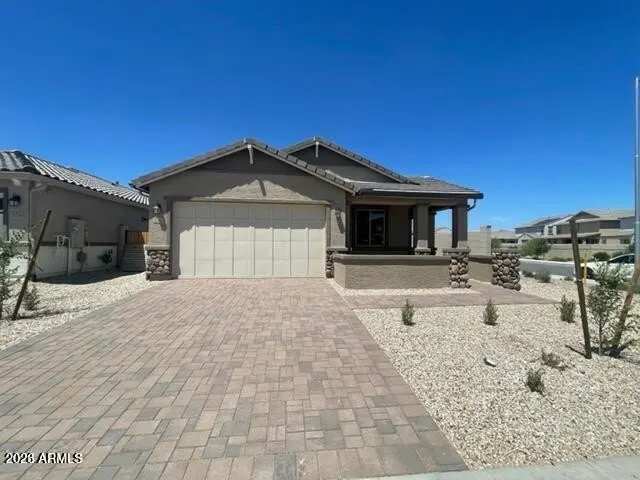 8746 W San Juan Ave Glendale, AZ 85305 photo 2