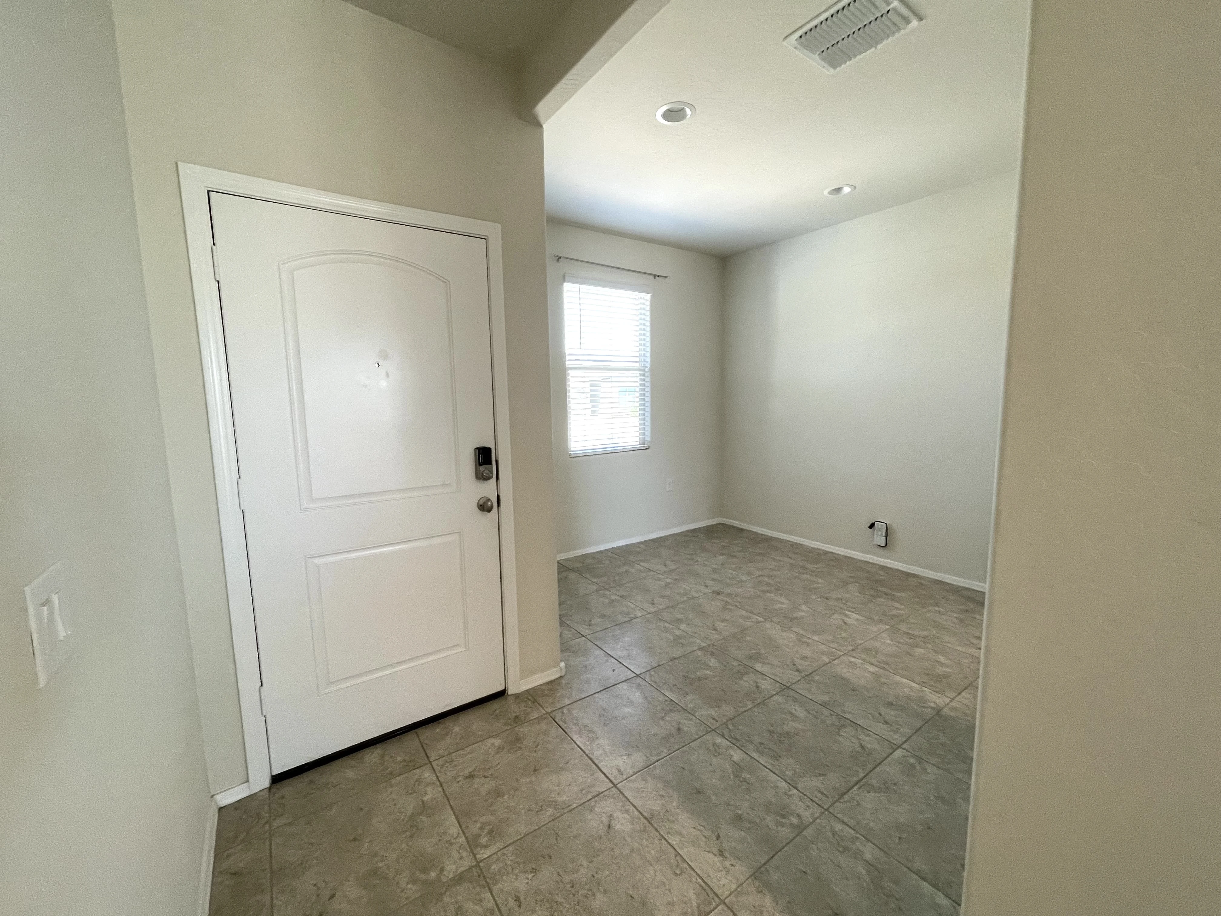 30703 West Indianola Avenue photo 4