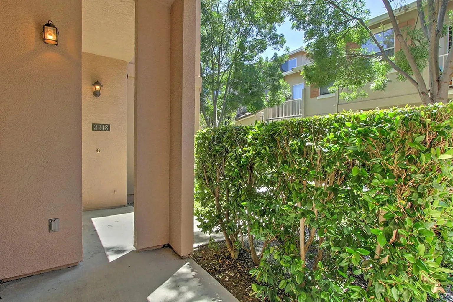3318 Midtown Pl photo 4