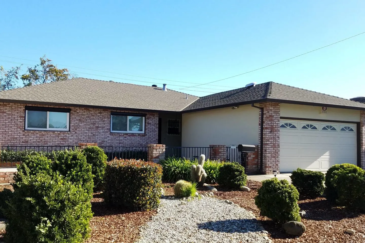 1666 Longspur Ave photo 2