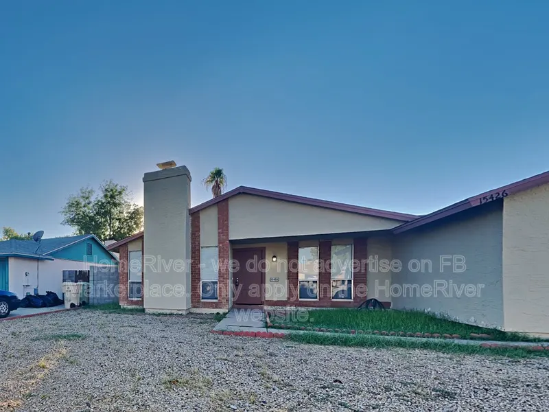 15426 N 61st Dr photo 3