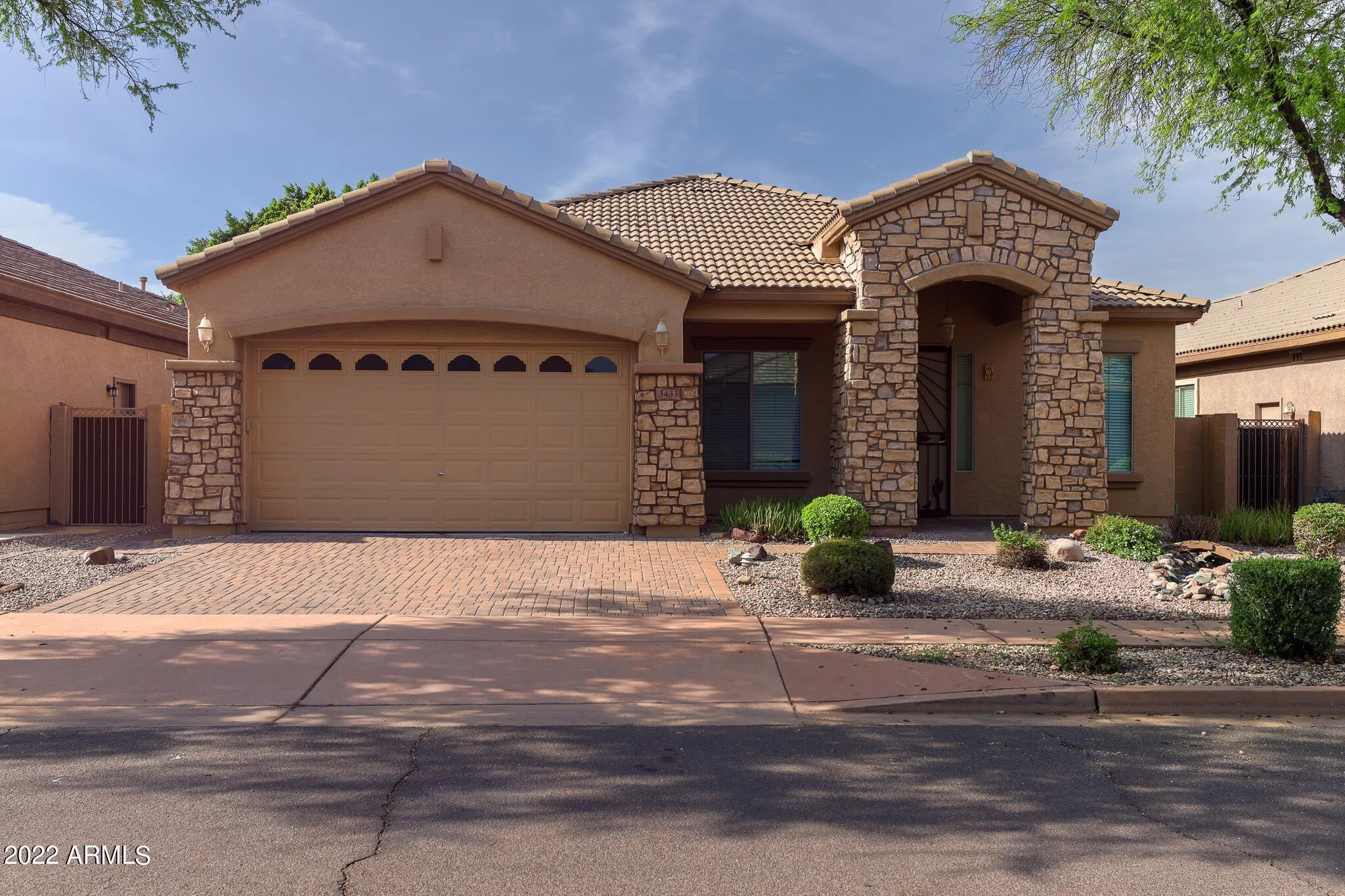 3433 W Languid Ln photo 2