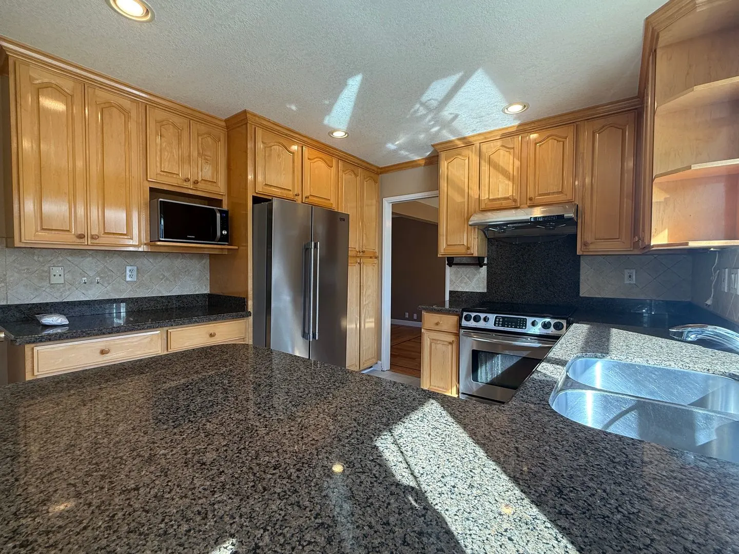 Immaculately Remodeled 5 Bedroom 2.5 Bath Almaden Gem photo 4
