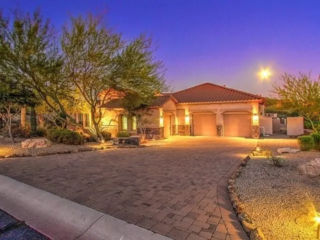 36651 N Porta Nuova Rd Scottsdale, AZ 85262 photo 4