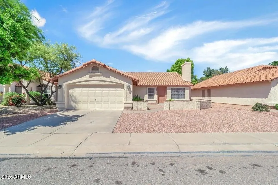 5910 W COMMONWEALTH Avenue photo 2