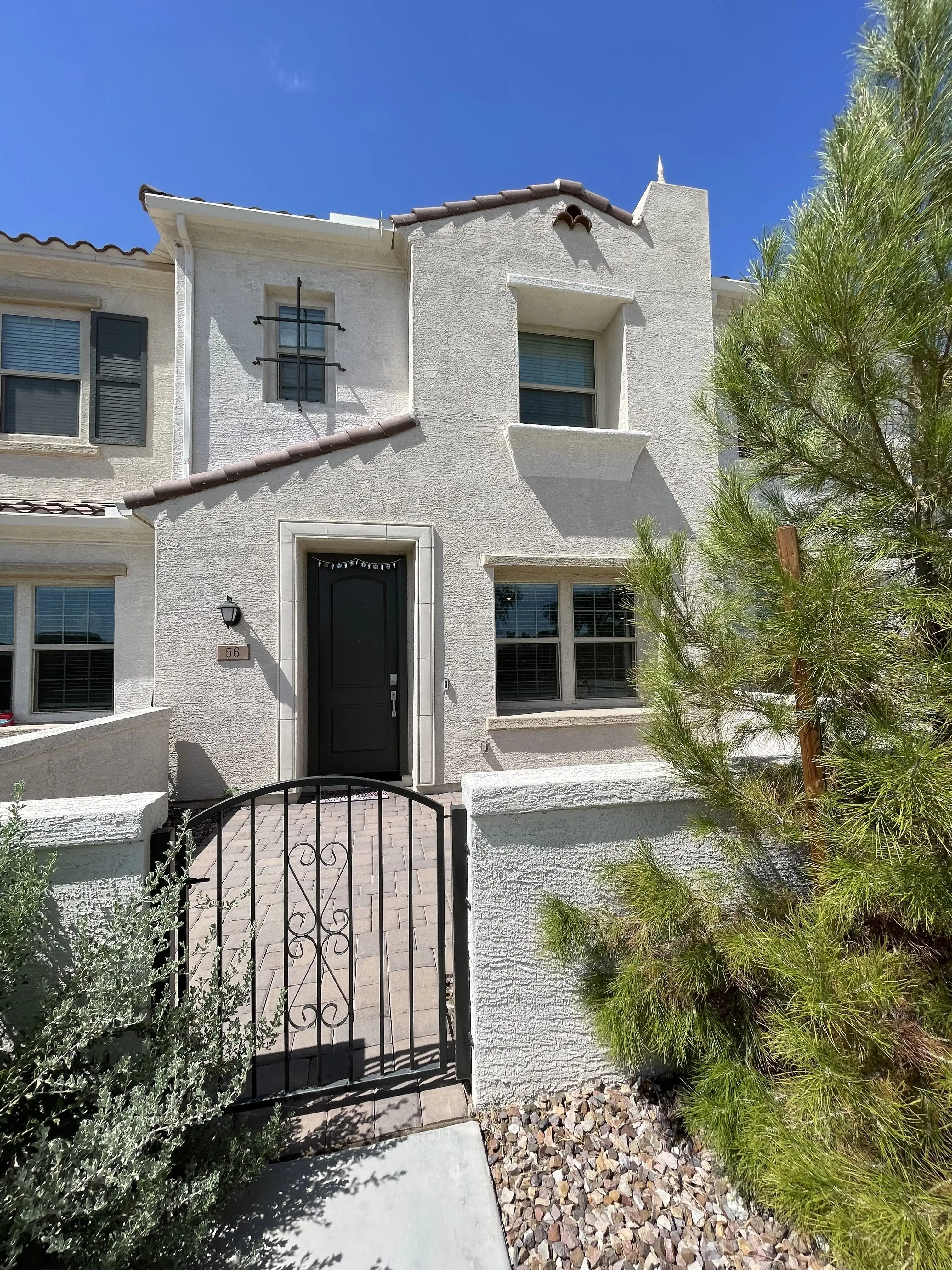 4077 South Sabrina Drive, Chandler, AZ 85248 photo 3