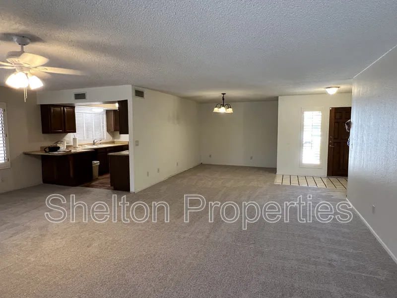 18942 N 96th Ln Peoria, AZ 85382 photo 5