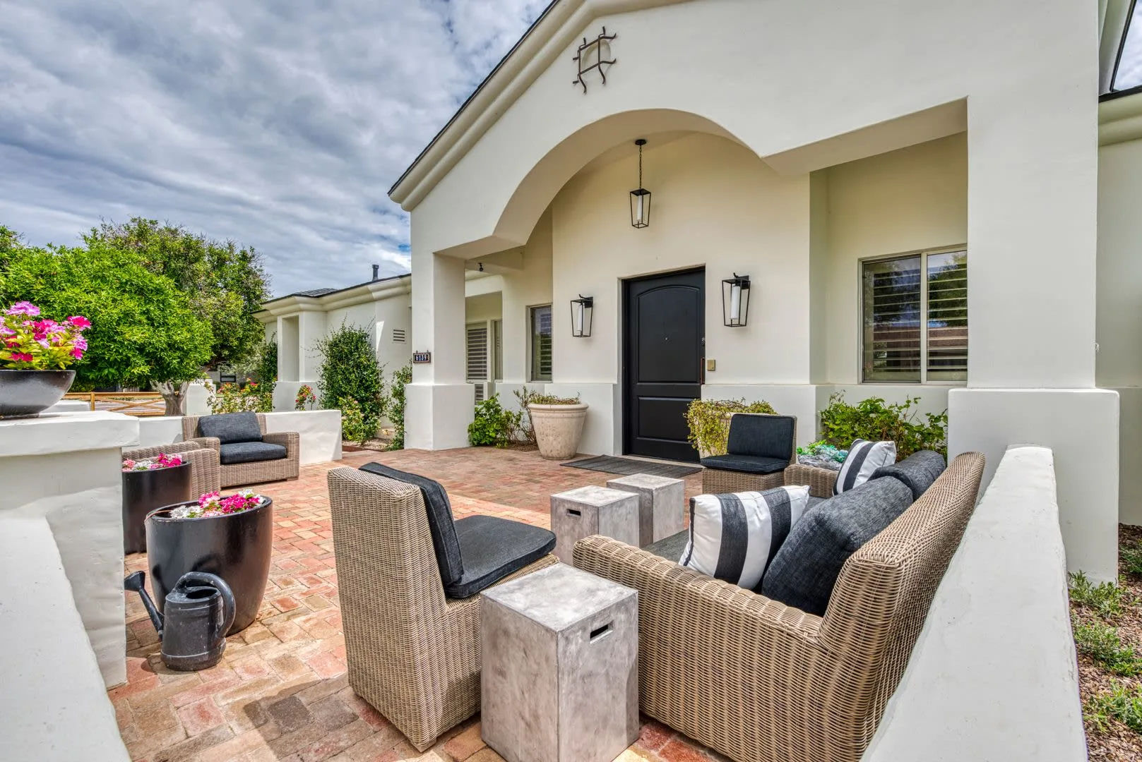 6139 E Calle Del Sud Scottsdale, AZ 85251 photo 4