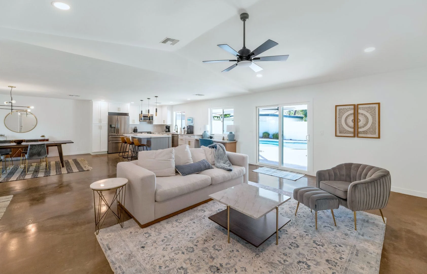 1511 E Edgewater Dr Tempe, AZ 85283 photo 3