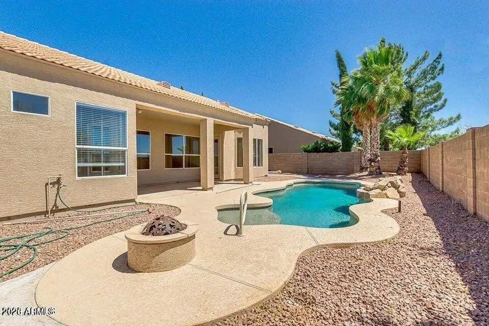 1714 S Rialto photo 3