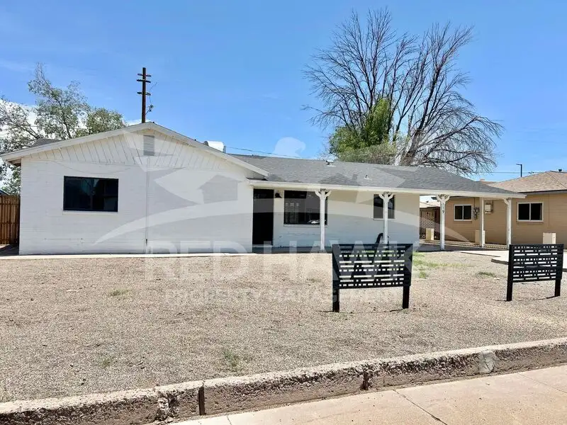 119 S Catalina St Gilbert, AZ 85233 photo 4
