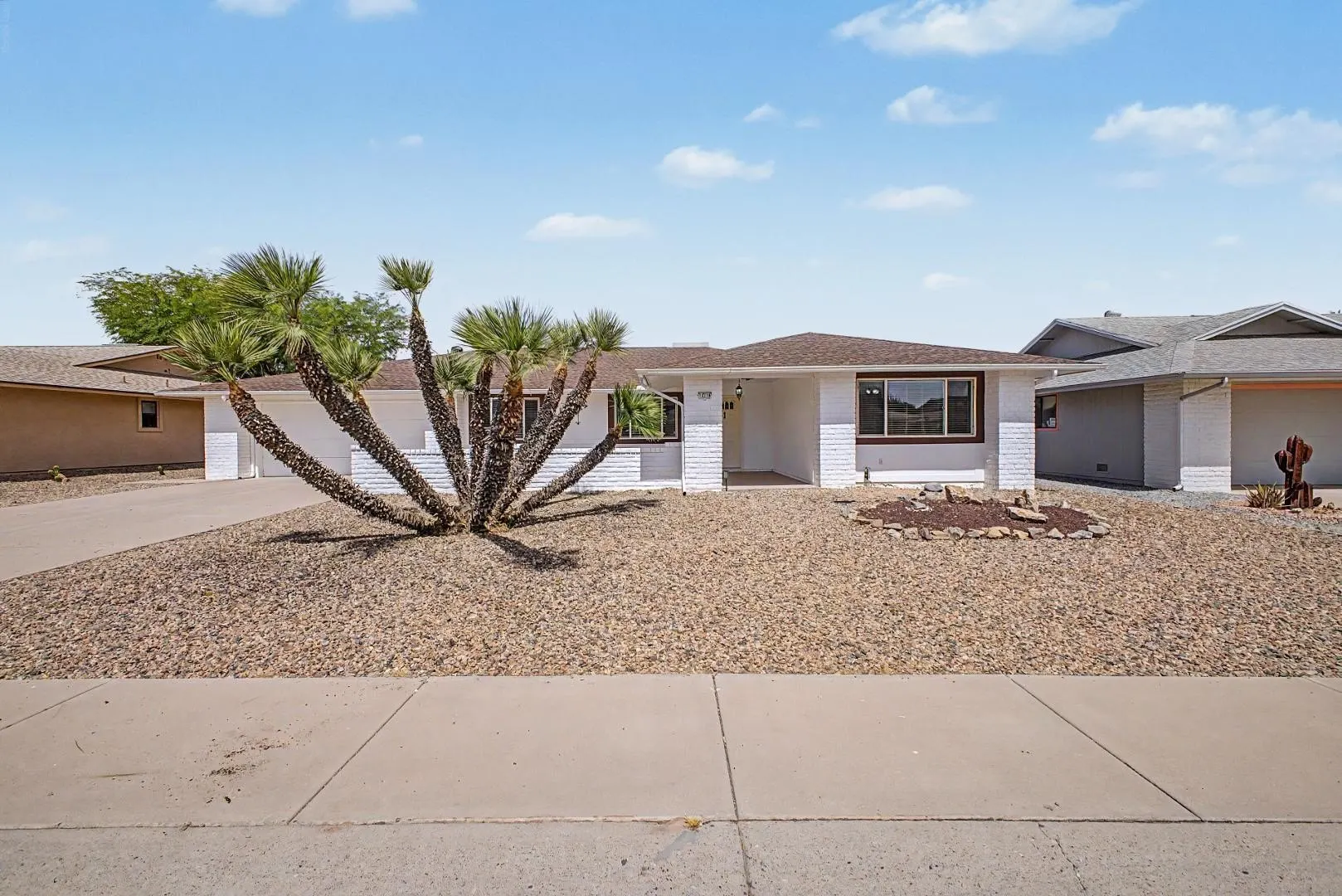 12714 W Crystal Lake Drive photo 3