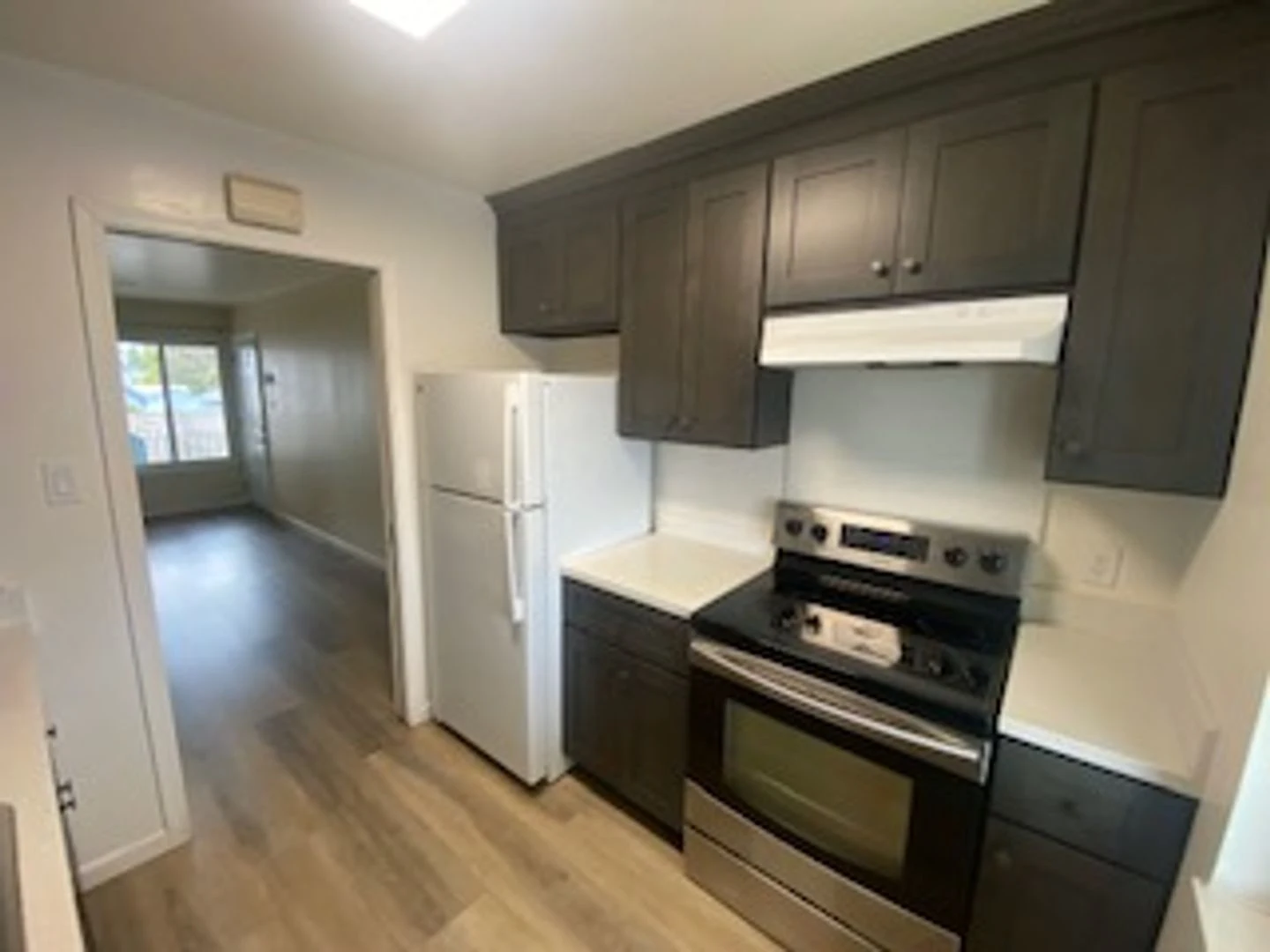 4216 Nevin Ave photo 3