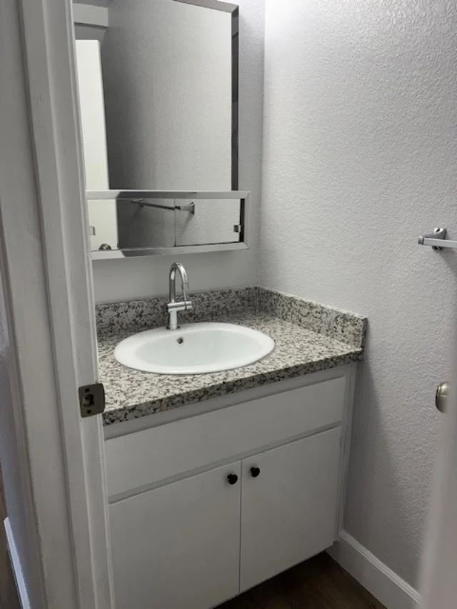 907 Elgin St, Unit G Rental photo 5