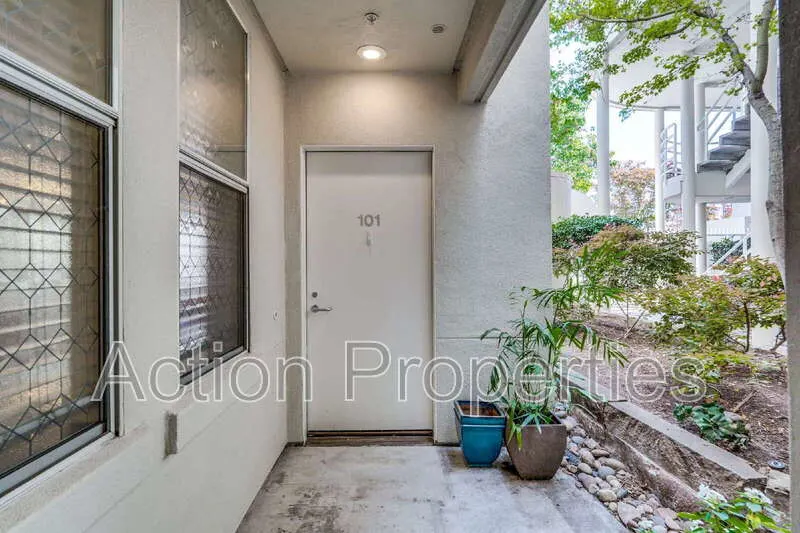 432 High St unit # 101 photo 2