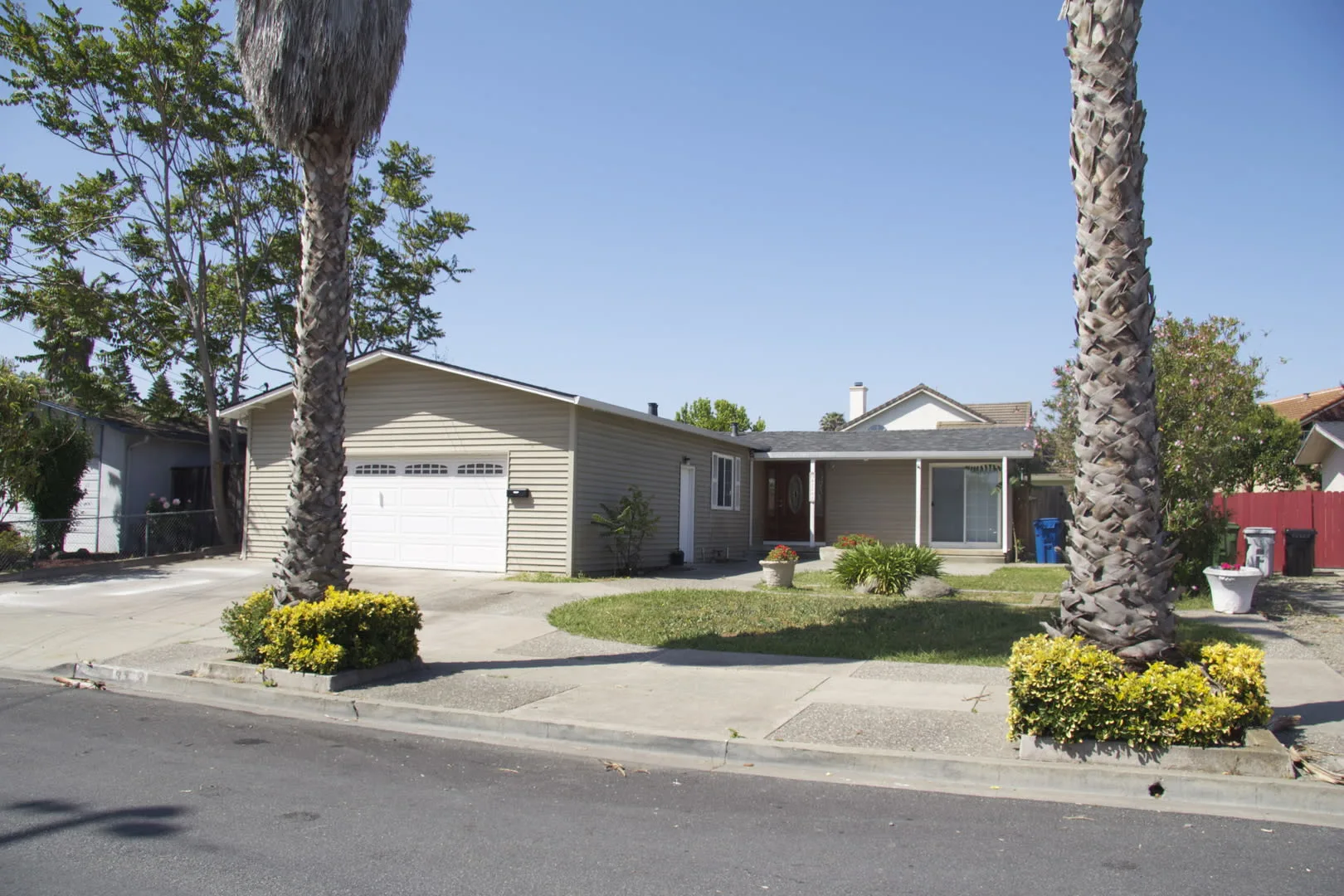 43293 Sweetwood St Fremont, CA 94538 photo 2