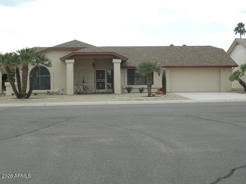 12635 W Foxfire Dr Sun City West, AZ 85375 photo 2