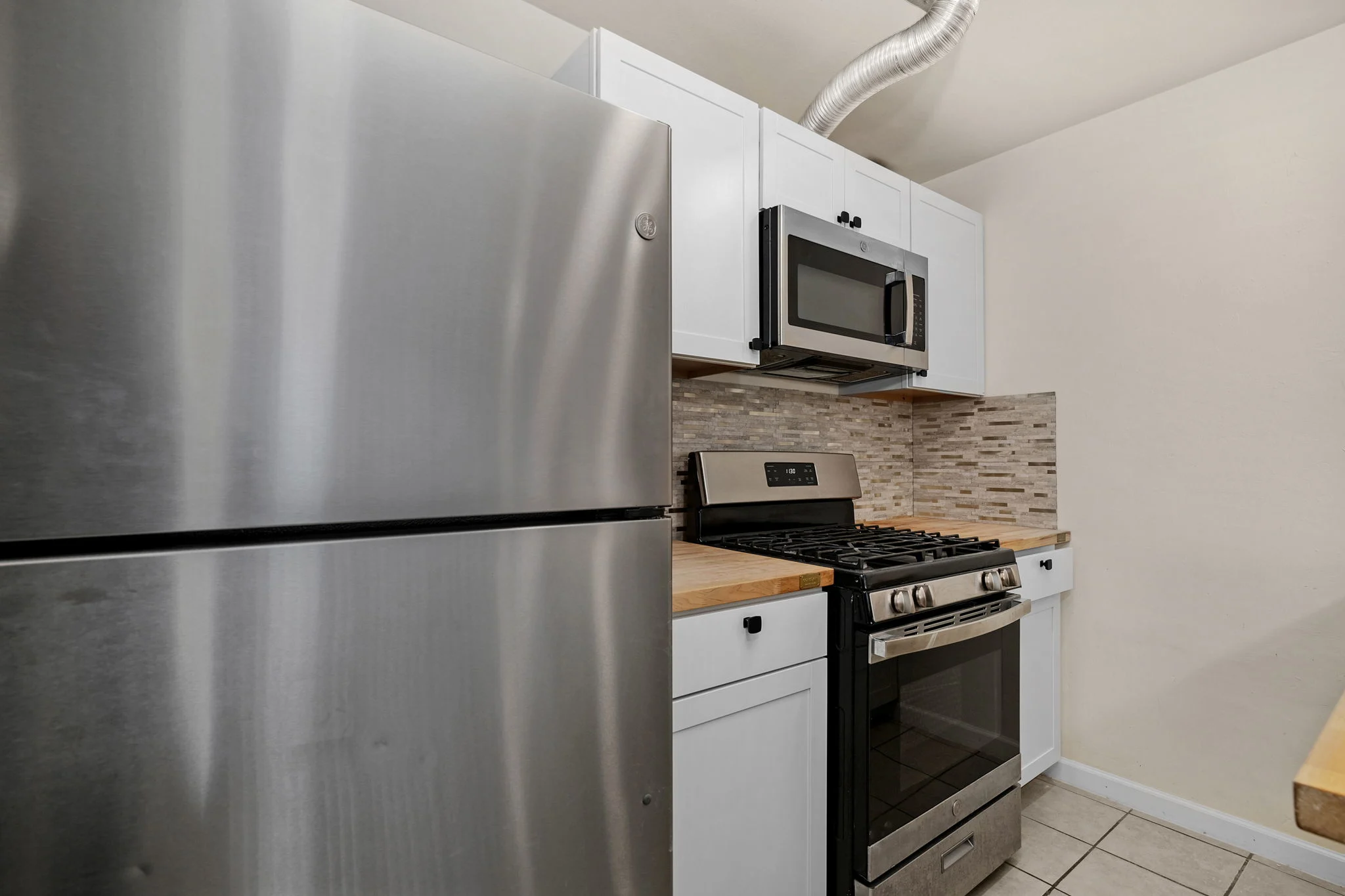 1926 Alcatraz Ave Berkeley, CA 94703 photo 4