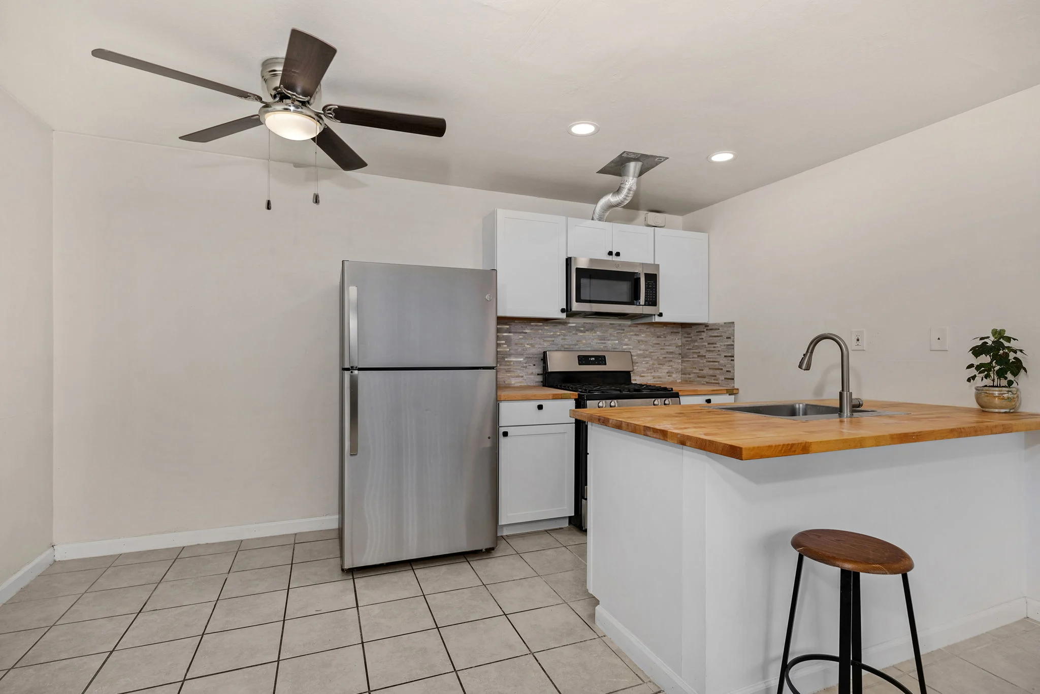 1926 Alcatraz Ave Berkeley, CA 94703 photo 5