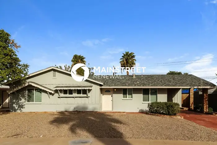 3638 W Luke Ave photo 2
