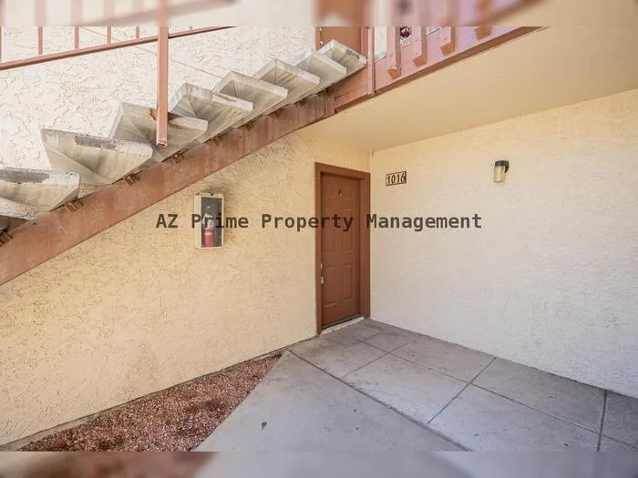 2121 West Royal Palm Road photo 3