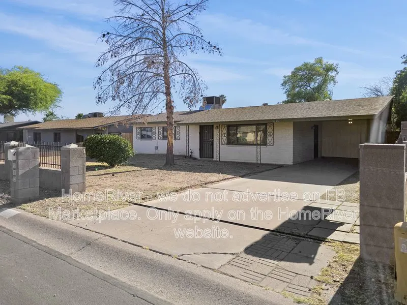 512 S 75th Pl photo 5