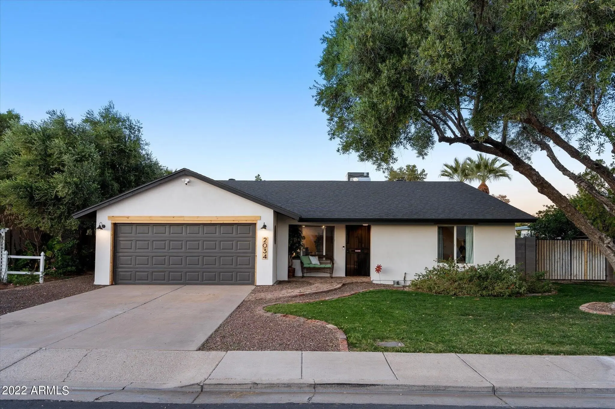 2034 W Pampa Cir Mesa, AZ 85202 photo 2