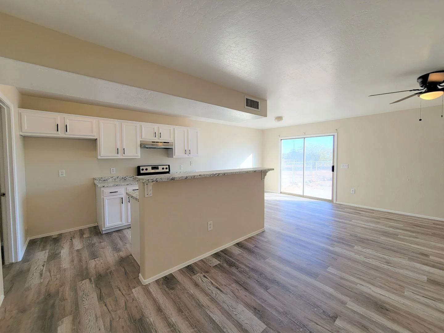 15147 S Yava Rd Arizona City, AZ 85123 photo 2
