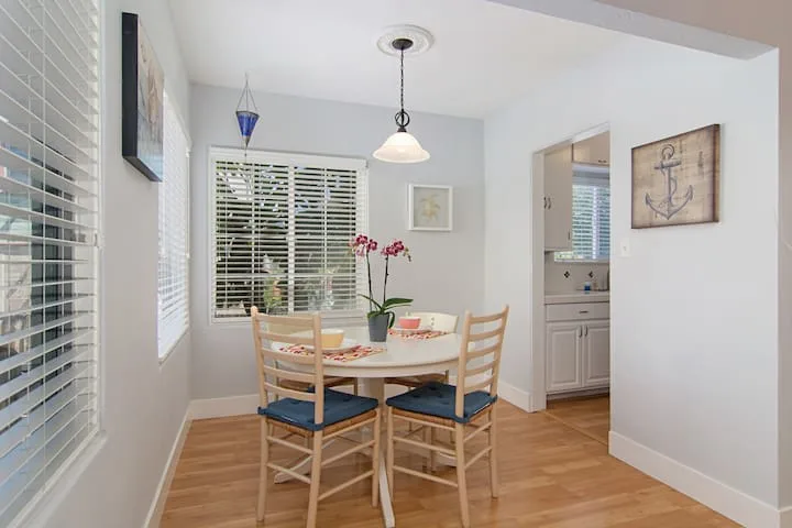 723 Whiting Court-1