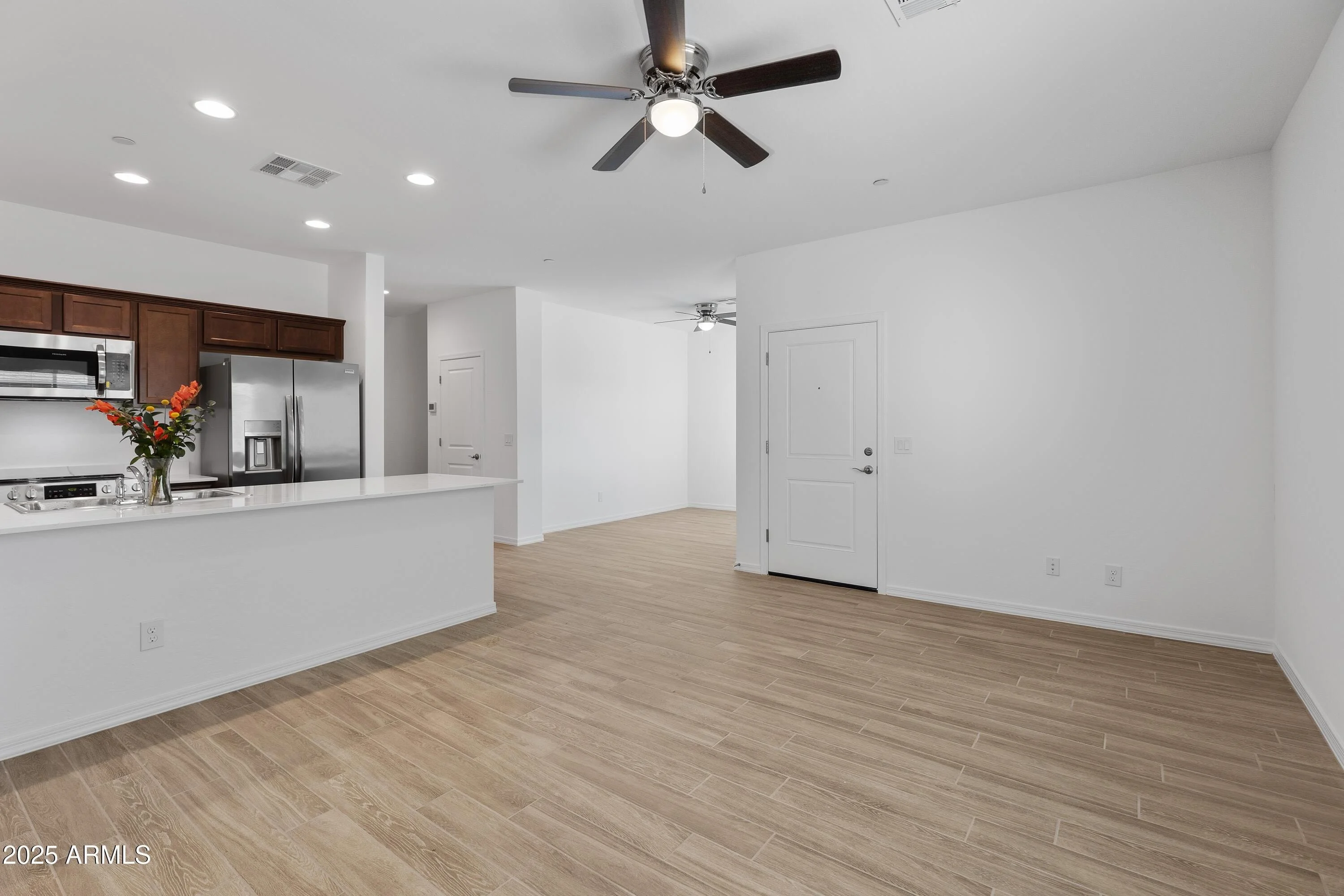 15636 N 29th St Phoenix, AZ 85032 photo 4