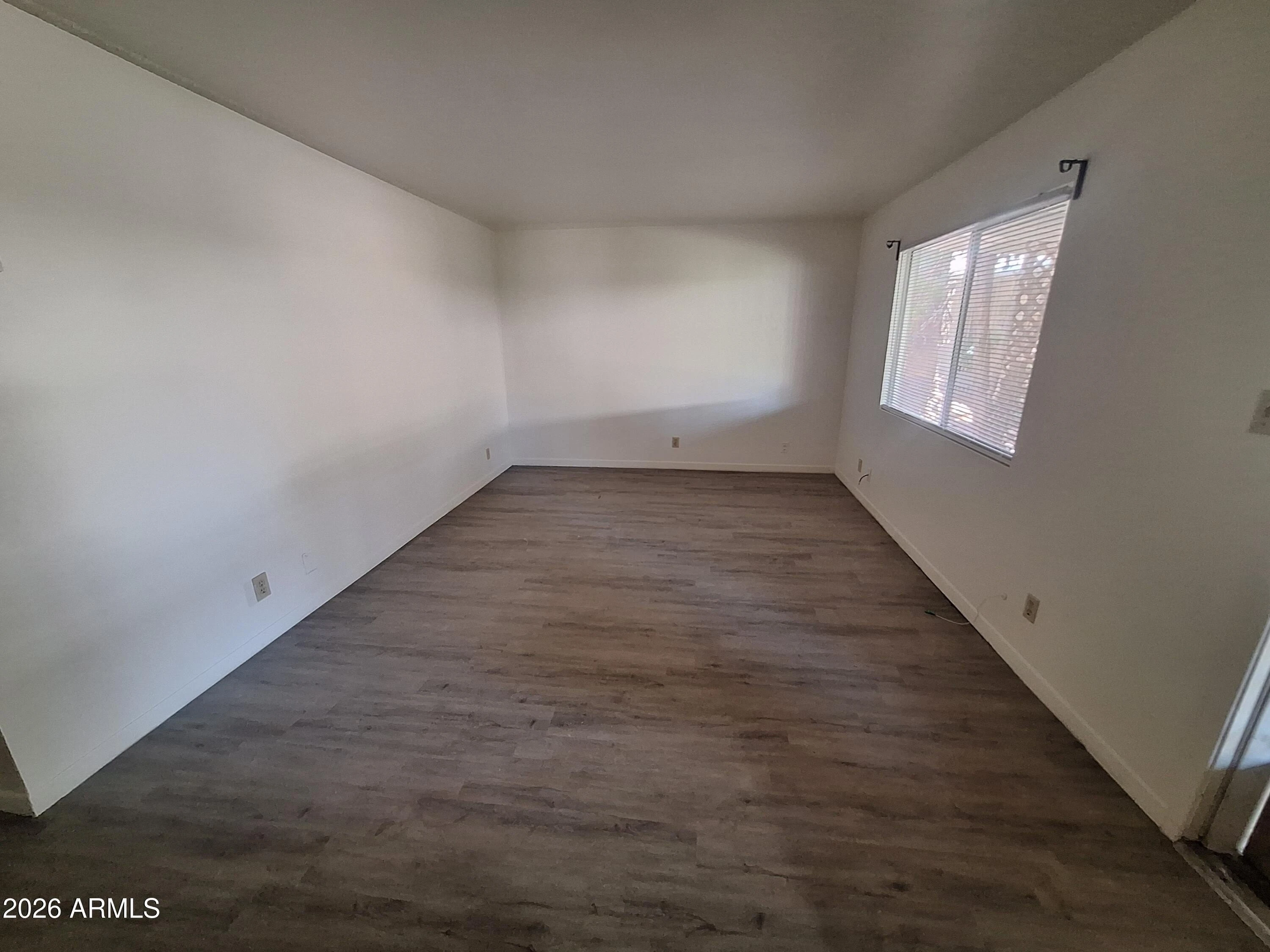 36 W PASADENA Avenue photo 3