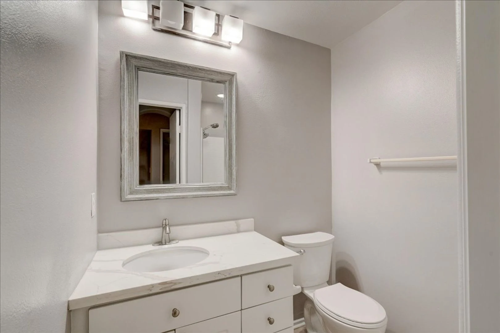 12680 Carmel Country Road, Unit 15 photo 4