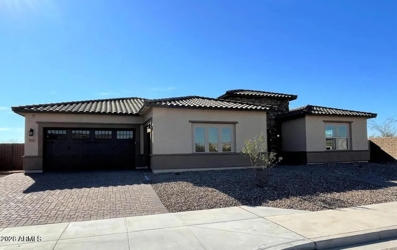 9273 W Country Club Trail Peoria, AZ 85383 photo 2