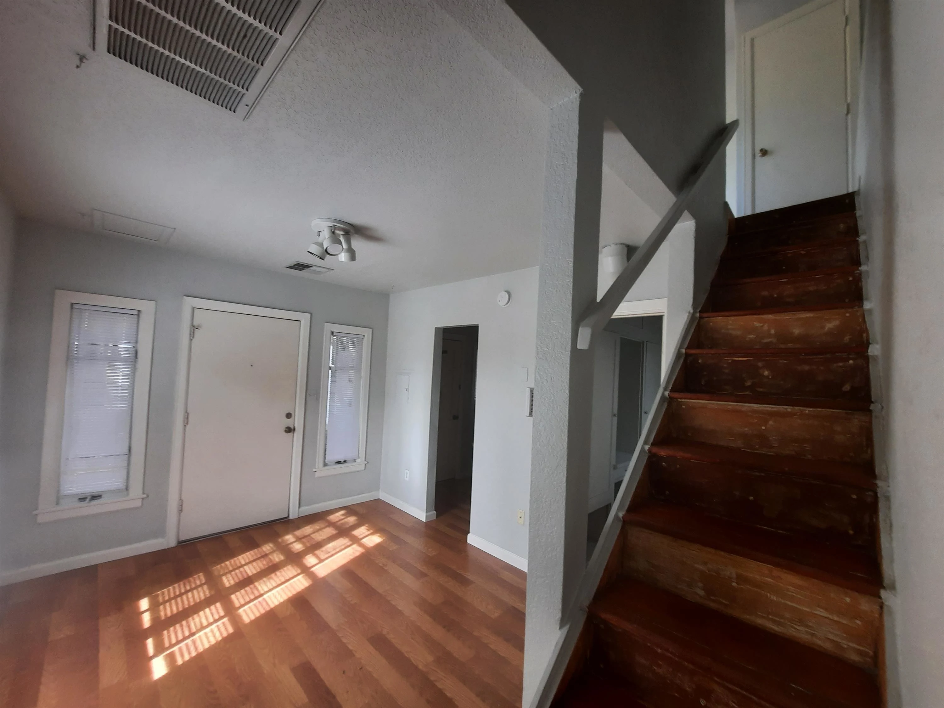 510 W Fillmore St photo 5