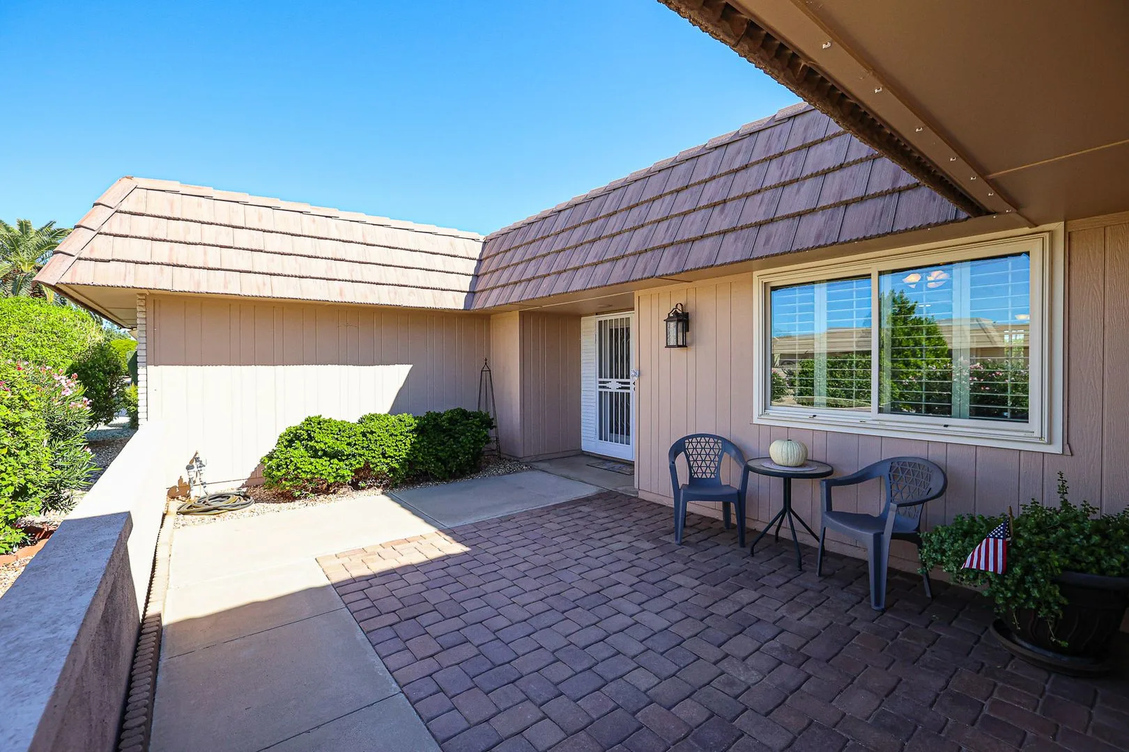 16209 N Desert Holly Dr
