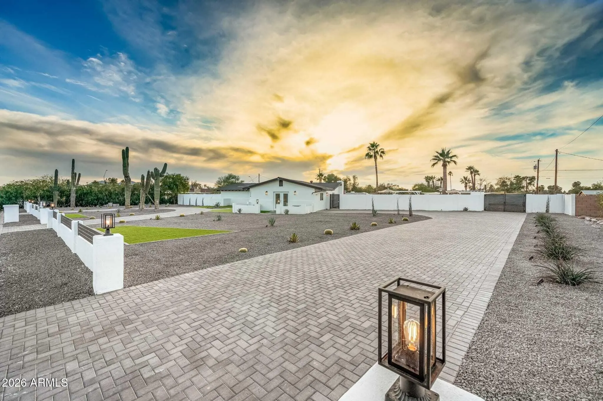 12216 N 65th St Scottsdale, AZ 85254